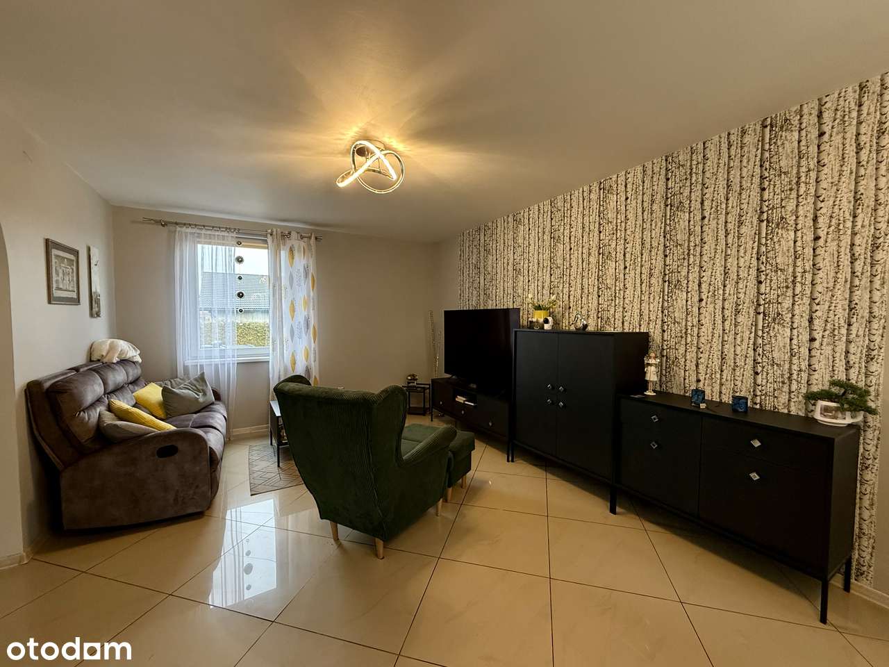 Atrakcyjna oferta! Dwa domy, garaż, fotowoltaika na dużej działce-8