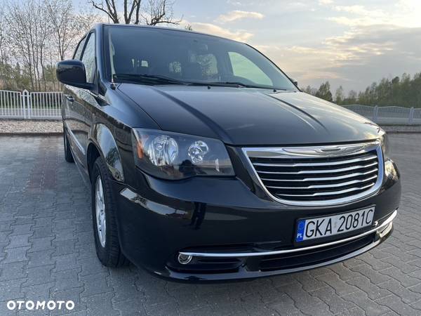 Chrysler Town & Country 3.6 Touring - 25