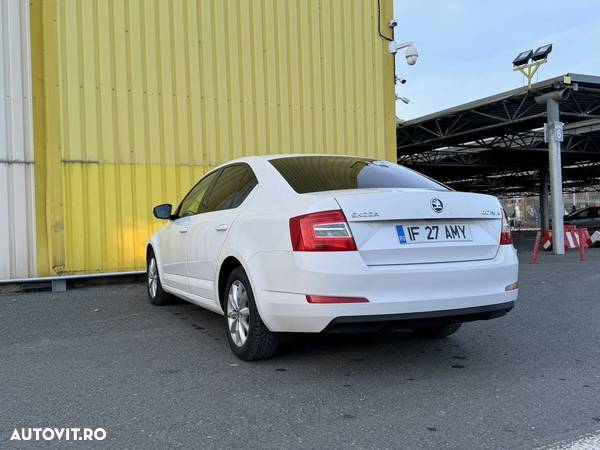 Skoda Octavia 1.6 TDI Ambition - 8