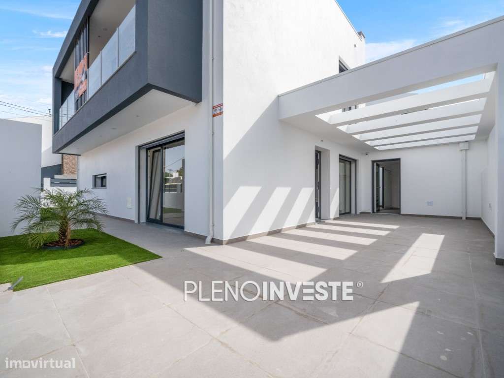 Fantástica moradia contemporânea isolada de gaveto V4 com piscina-3