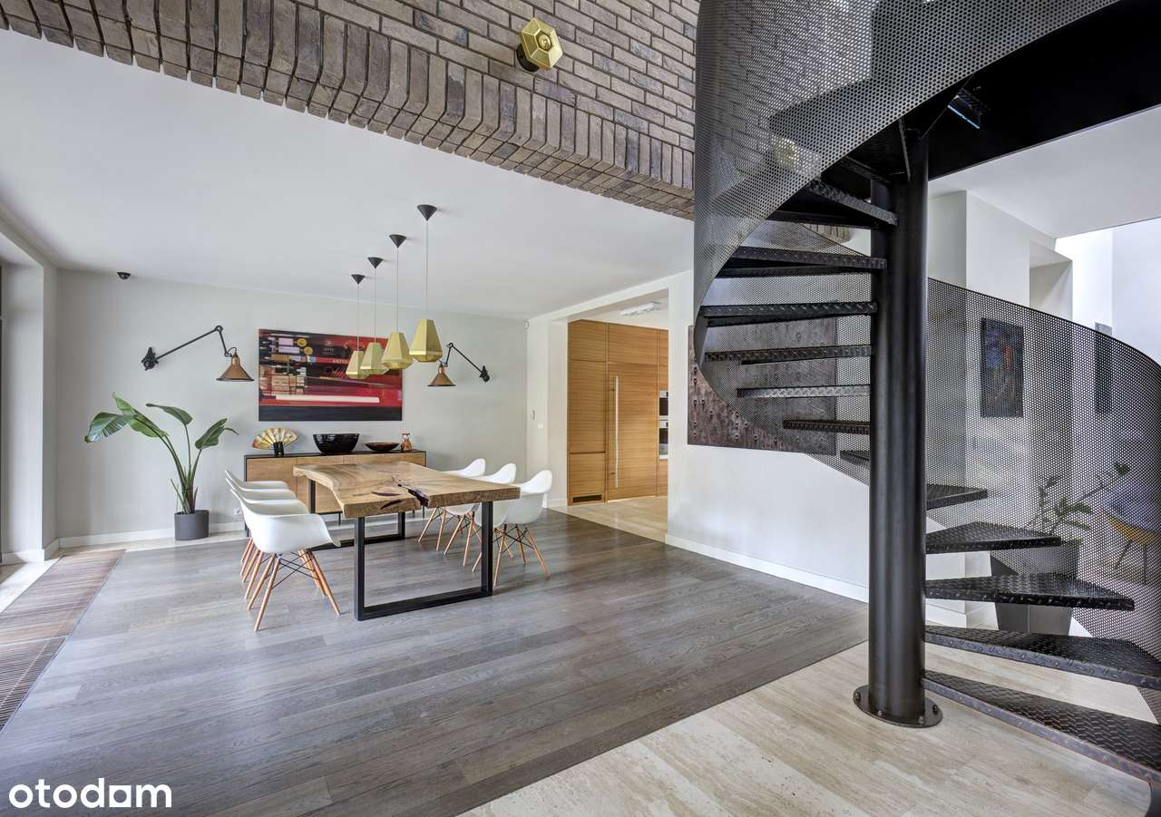 Dom z niepowtarzalnym charakterem w kameralnej Jazgarzewszczyźnie - Pełny obrazek: 5/20