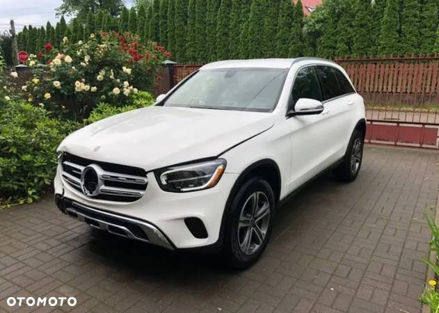 Mercedes-Benz GLC 300 4Matic 9G-TRONIC - 27