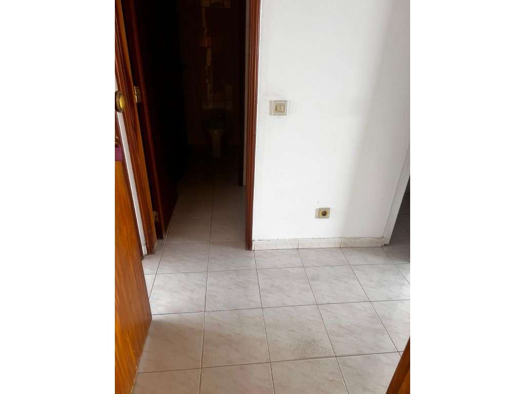 Escritório arrendar 3º andar com elevador - Grande imagem: 4/9