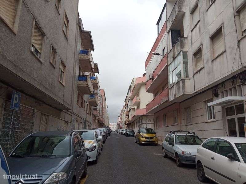 Apartamento T2 em Queluz - Grande imagem: 3/12