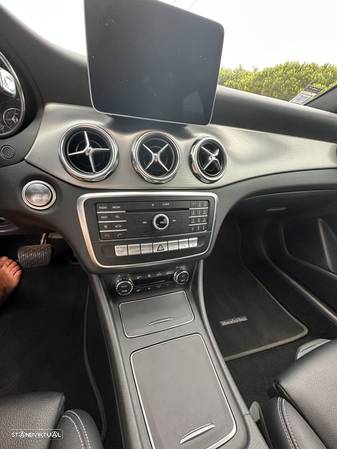 Mercedes-Benz GLA 200 d Urban Aut. - 12