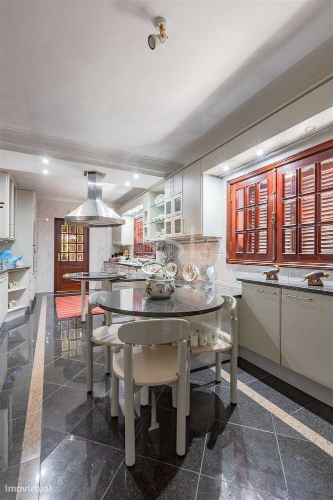 Moradia T4+1 Miramar | Moradia T4 Arcozelo Gaia | Moradia 1 Km Praia - Grande imagem: 5/22