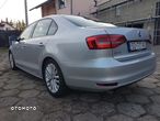 Volkswagen Jetta 1.2 TSI BMT Comfortline - 22