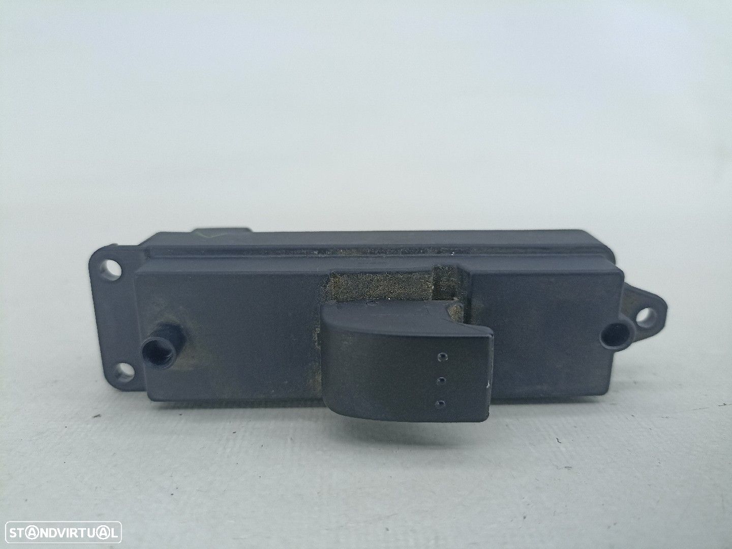 Botao Vidro Tras Direito Drt Mazda 3 (Bk) - 1