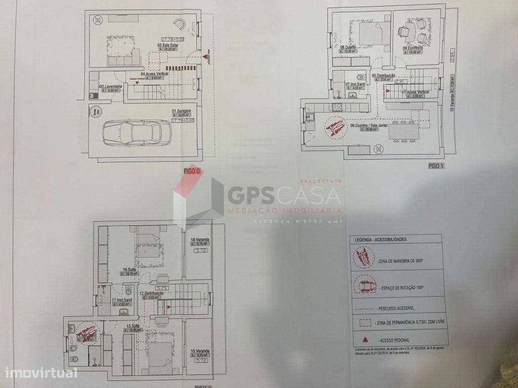 Moradia T3+1 com vista mar – Santa Cruz-46