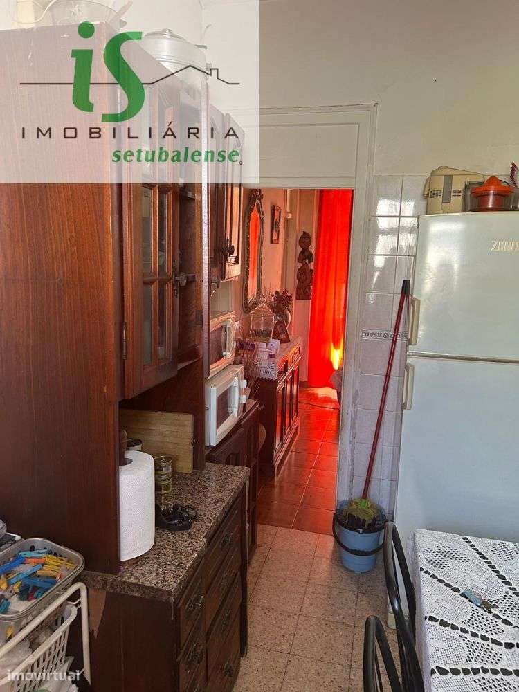 CONJUNTO DE DUAS MORADIAS PARA VENDA EM SETÚBAL (ZONA CENTRAL - (PRÓ-3