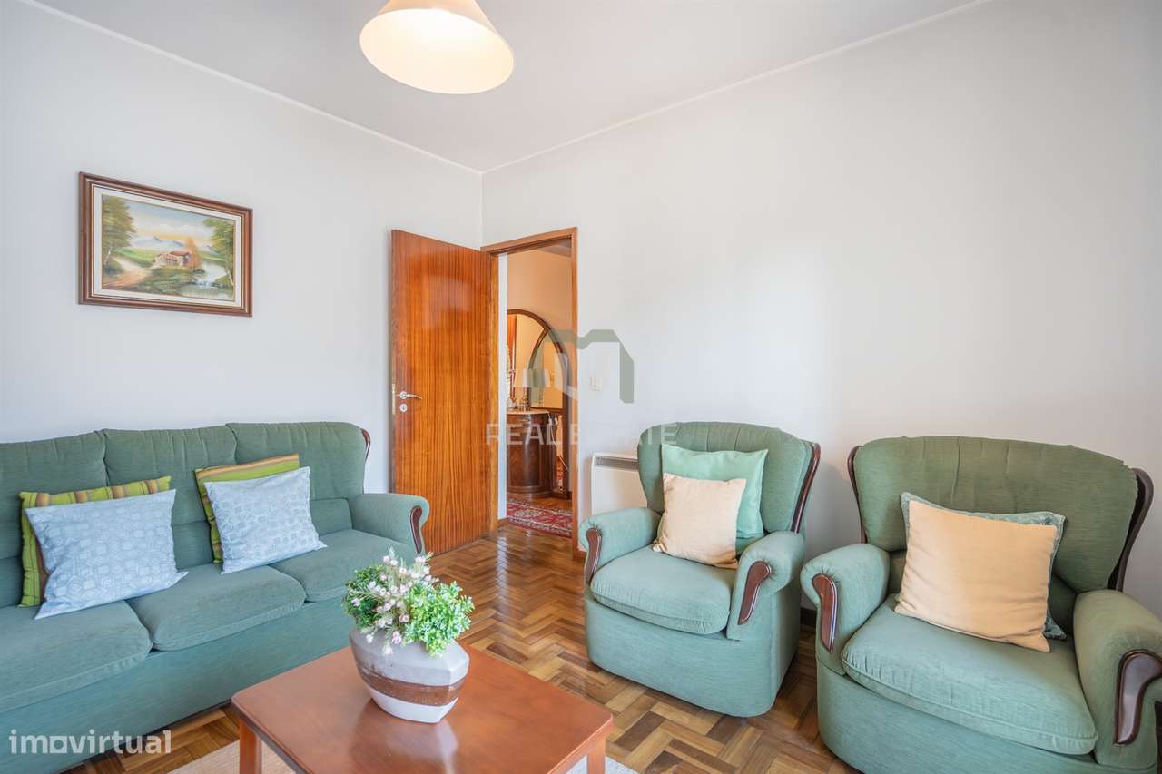 Apartamento T3 com Logradouro Privativo em Palmeira, Braga - Grande imagem: 4/30