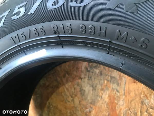 1 OPONA ZIMOWA PIRELLI 175/65/15  88H  XL , M+S - 4