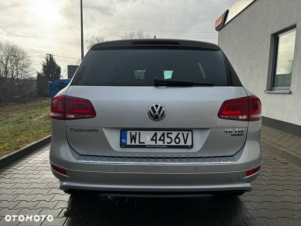 Volkswagen Touareg 3.0 V6 TDI BMT R-Style - 8