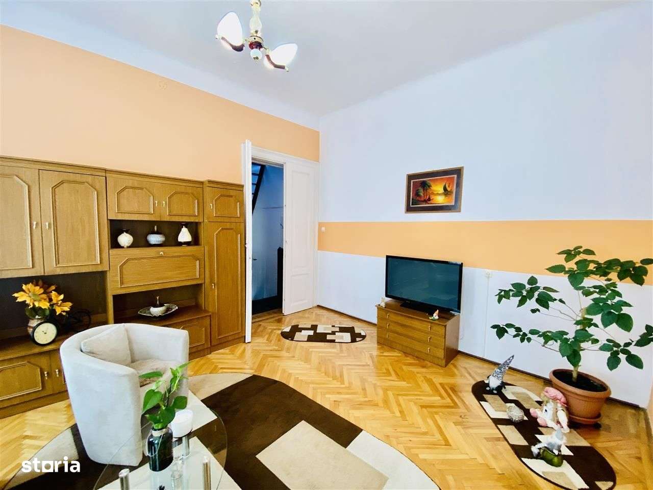 Ap. la vila in centrul Sibiului - 2 camere, pivnita, curte - 65 mpu-2