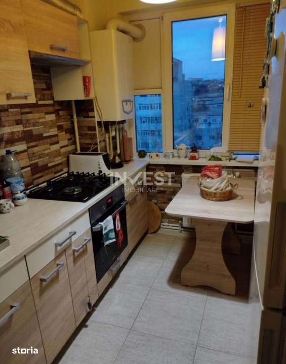 DE VANZARE-APARTAMENT 4 CAMERE-ALEXANDRU CEL BUN - Imagine principală: 3/8
