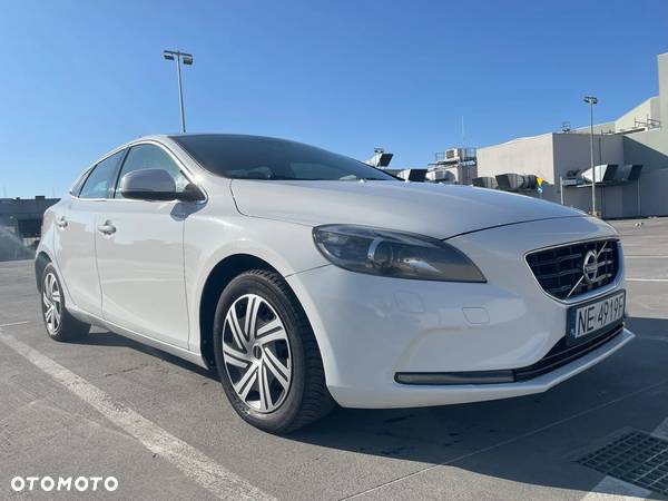 Volvo V40 - 2