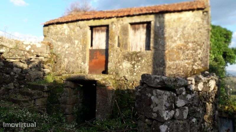 2 casas em pedra - Grande imagem: 4/8