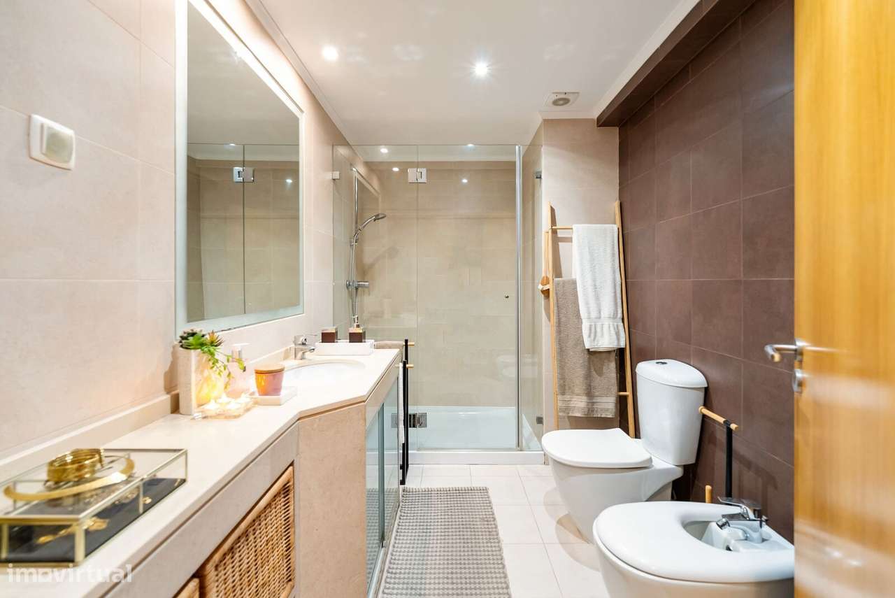Apartamento T4 com estacionamento, Carnaxide, Oeiras-25
