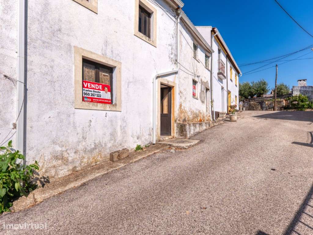 Conjunto de Cinco Imóveis urbanos com Terreno para venda em Caratão... - Grande imagem: 2/44