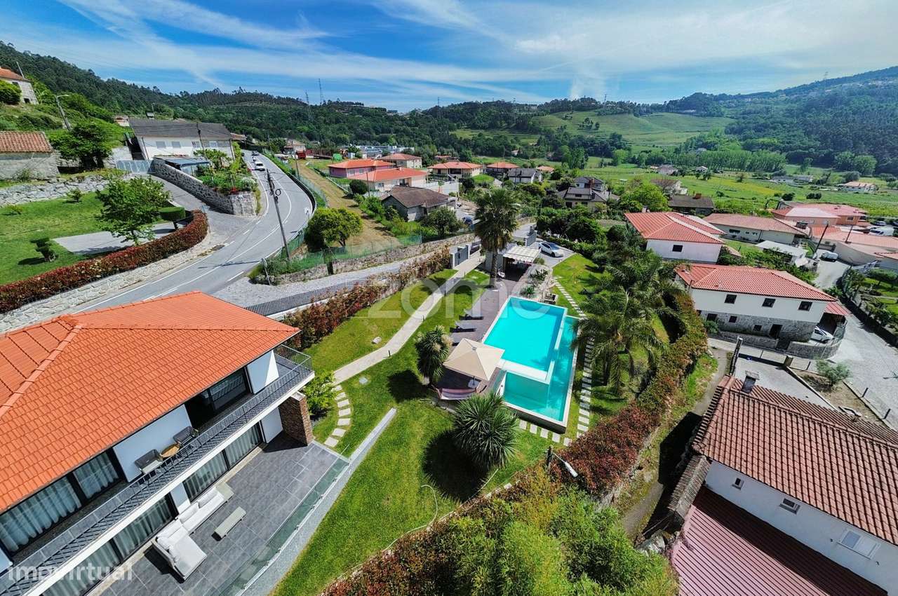 Moradia Individual T4 com piscina em Geraz do Minho, Póvoa de Lanho...-46