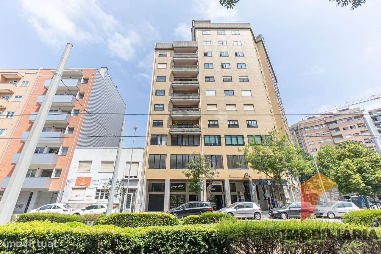 Apartamento T3 no centro de Matosinhos-47