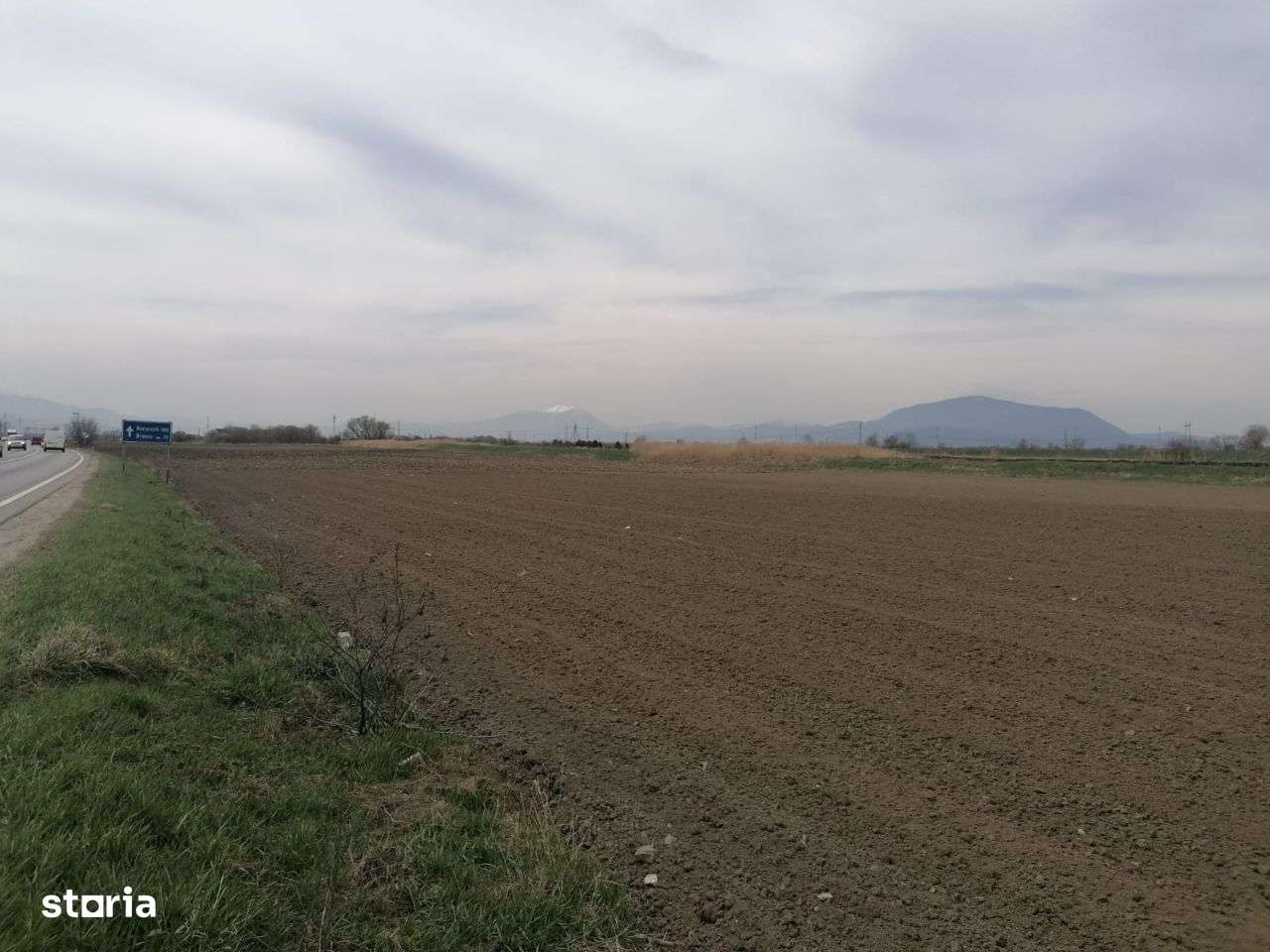 Teren intravilan cu front la DN 13 - E 60, Brasov - Stupini. - Imagine principală: 4/4