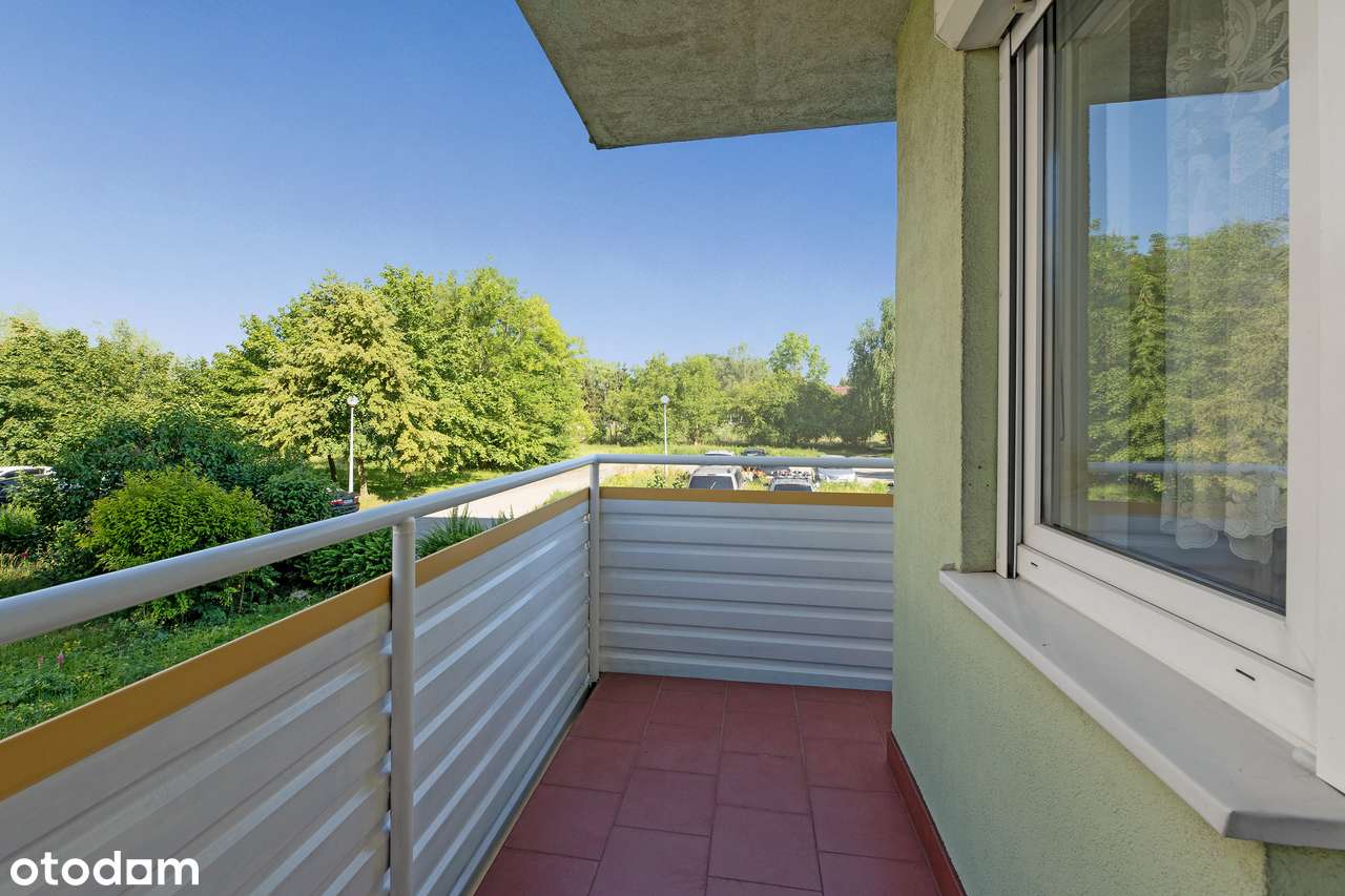 Duże dwa pokoje z możliwością zrobienia trzech-17