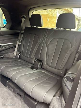 BMW X7 30 d xDrive Pack M - 24