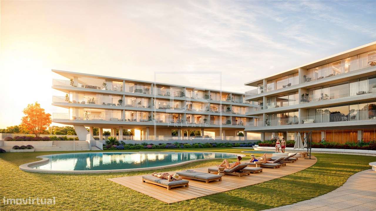 Apartamento T4 Venda em Quarteira,Loulé-0