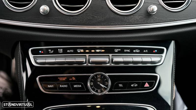 Mercedes-Benz E 220 d T 9G-TRONIC AMG Line - 27