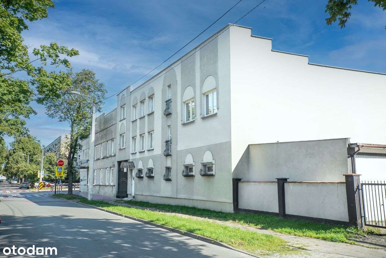 Dwupiętrowy apartament w centrum - pełna własność!-1