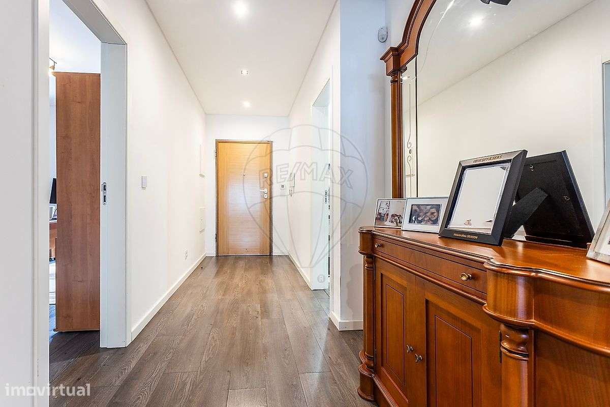 Moradia T4 para venda-12