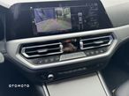 BMW Seria 3 330i Advantage sport - 31