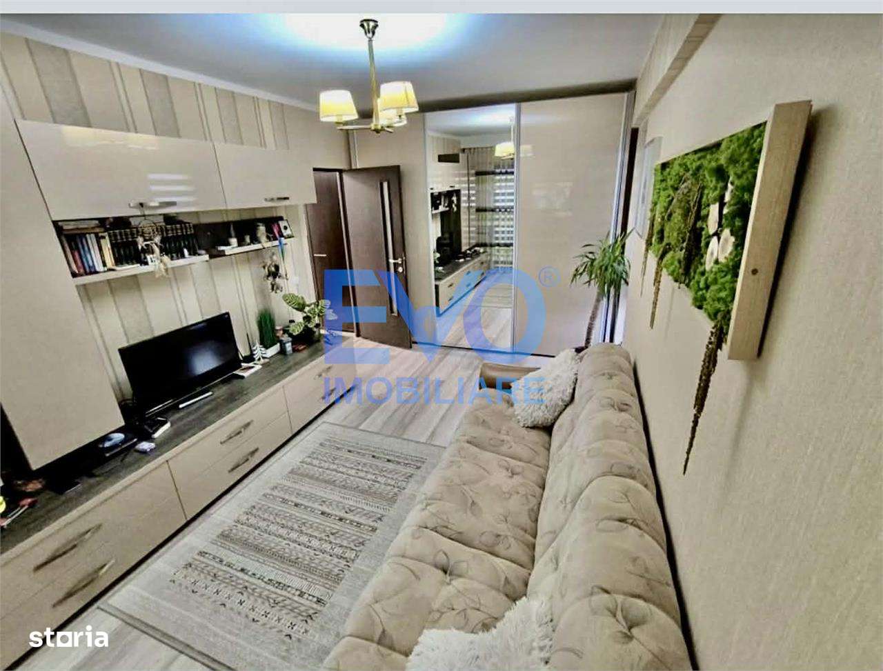 De vanzare, apartament 2 camere, etajul 2 din 4, loc de parcare, bloc - Imagine principală: 1/8