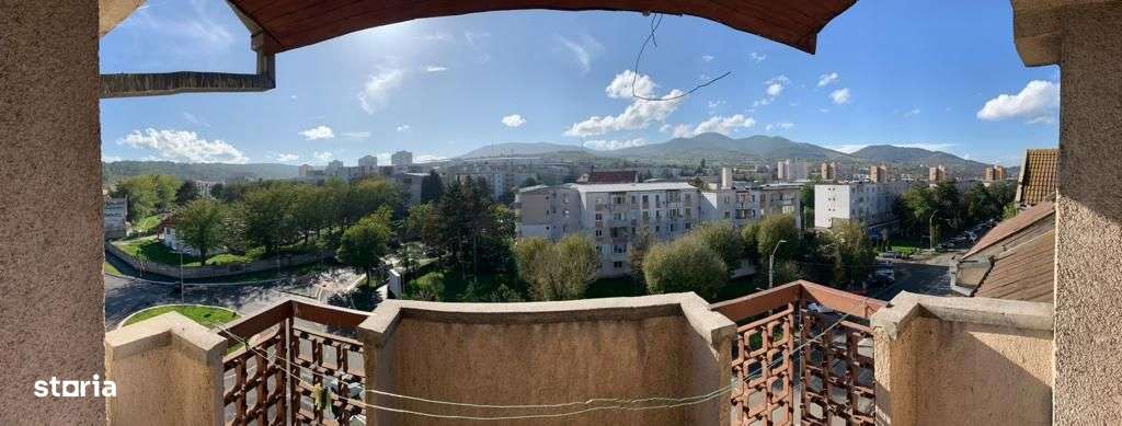 Vand apartament 5 camere cu scara interioara Deva, etaj 4 si 5, 151 mp - Imagine principală: 2/18