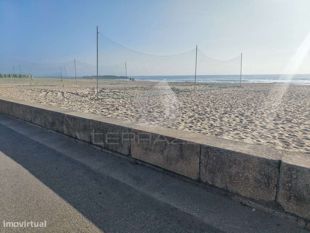 Moradia térrea T2 remodelada na Praia de Espinho-17
