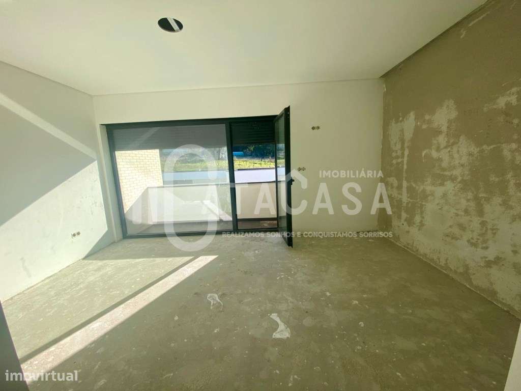 Moradia Geminada T3+1 Nova para Venda em Anadia-12