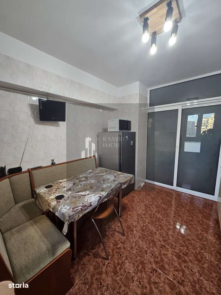 Apartament 3 camere 70 MP/ Sector 3/ METROU 1 DECEMBRIE 1918 xy