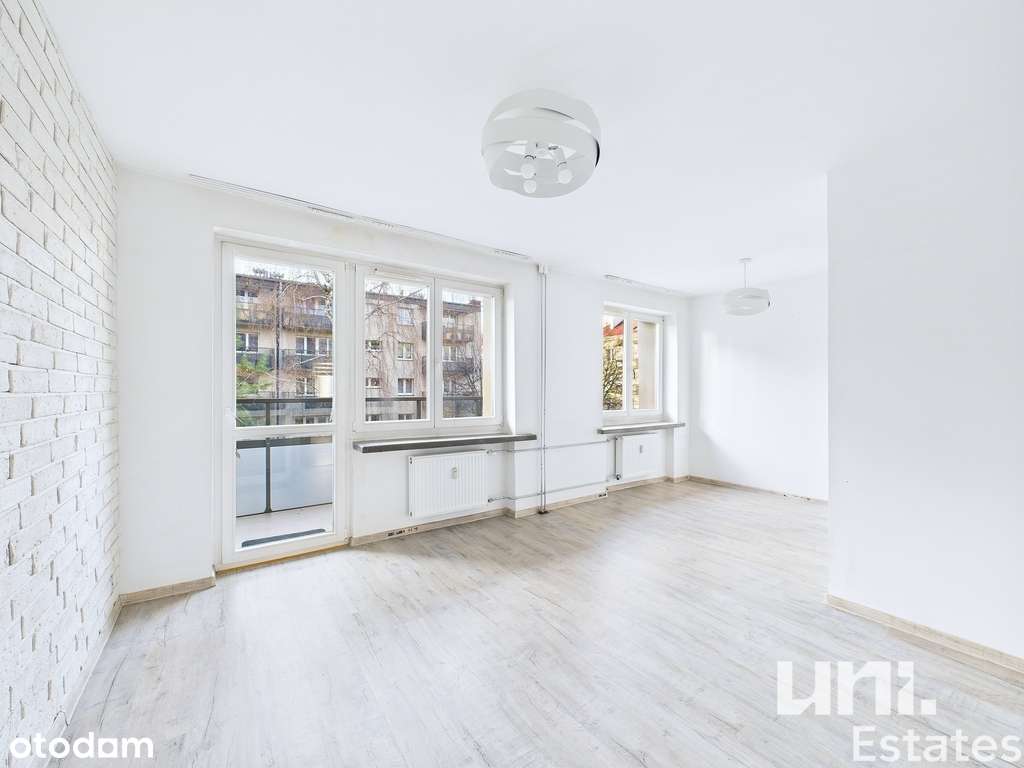 2- pokojowe mieszkanie w ładnym bloku-0