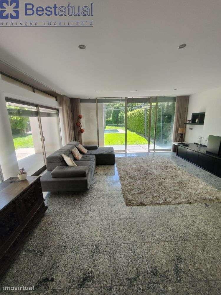 Moradia T 3 com piscina - Oportunidade!-15