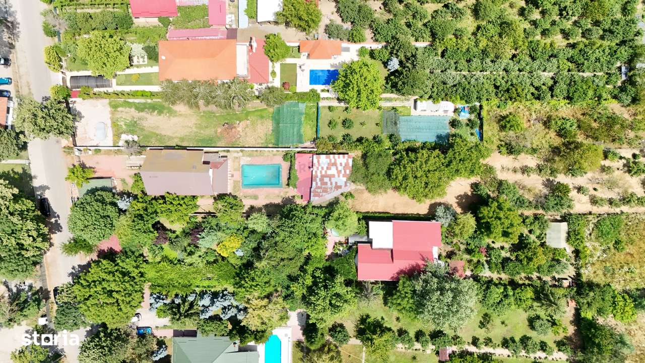 Vila de vânzare Snagov | Piscină, Livadă, 8 camere | 3077 mp teren - Imagine principală: 2/20