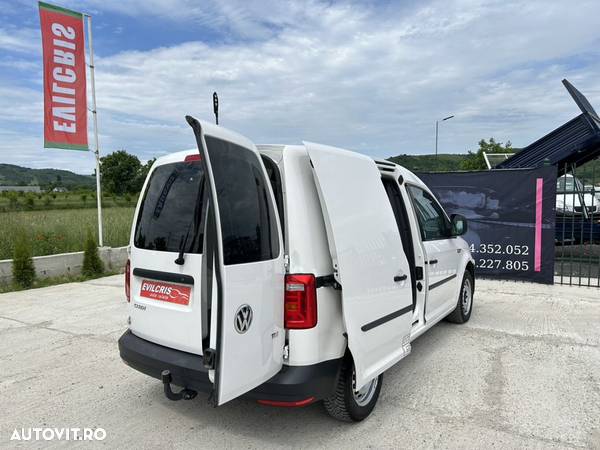 Volkswagen Caddy 2.0 TDI DSG - 13