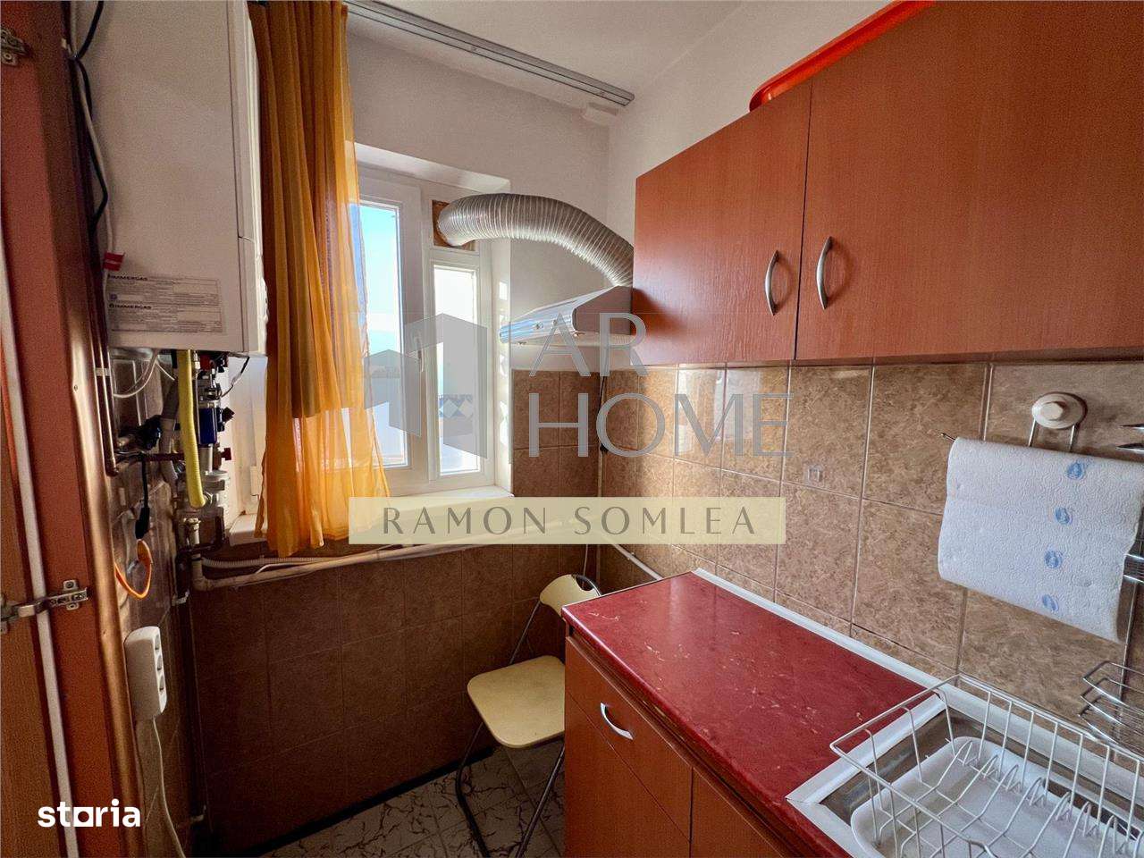 Vanzare garsoniera, centrala termica proprie, zona Vest, Ploiesti - Imagine principală: 5/10