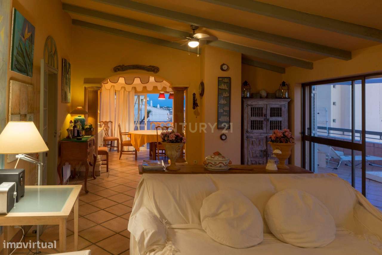 Apartamento T3 com Vista Mar em Portimão, Faro-10