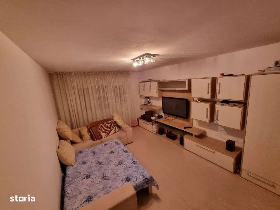Apartament 2 camere decomandate/ spatios/ Arena Mall/ 22 Decembrie - Imagine principală: 2/8