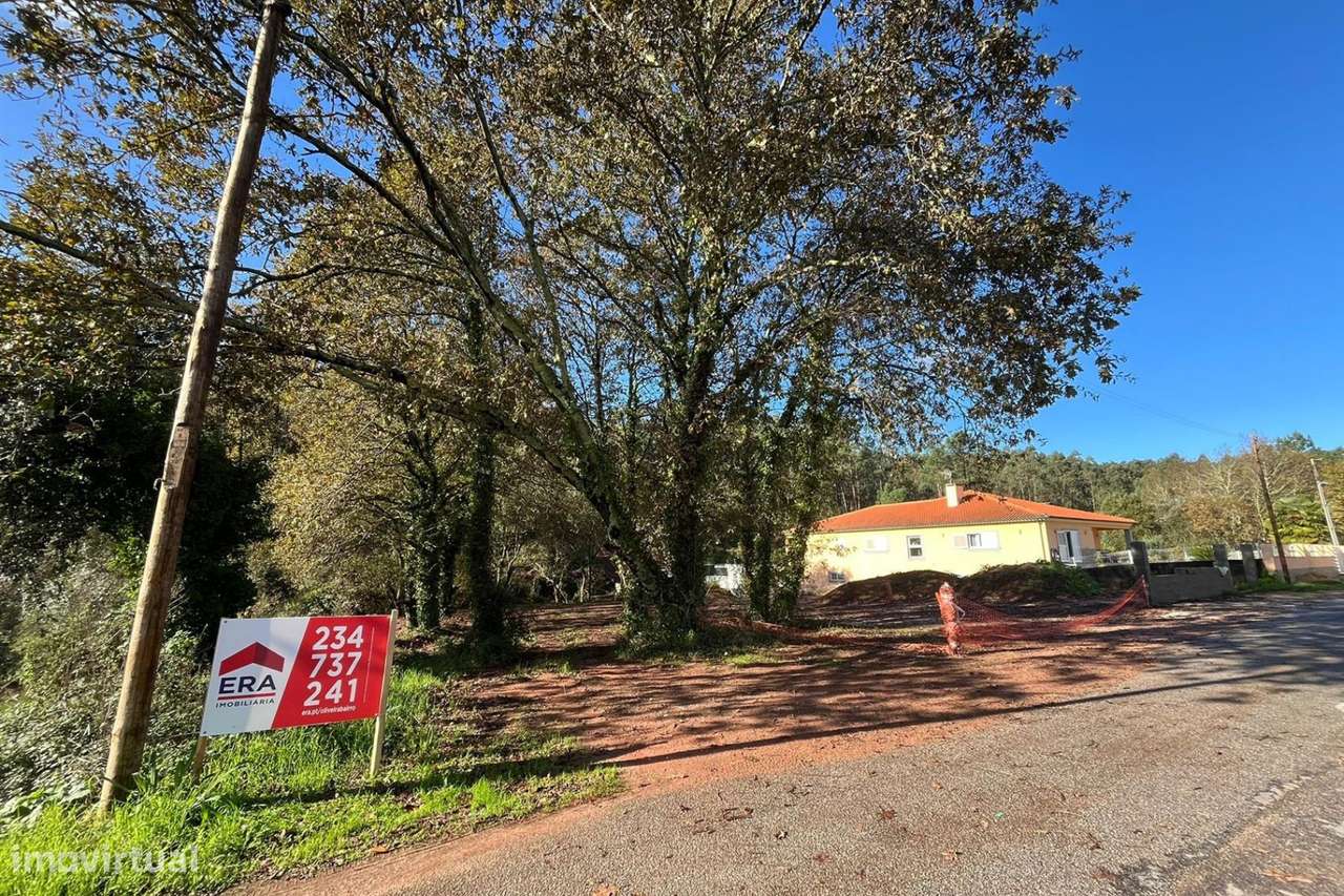 Terreno com viabilidade de construção - Grande imagem: 2/6