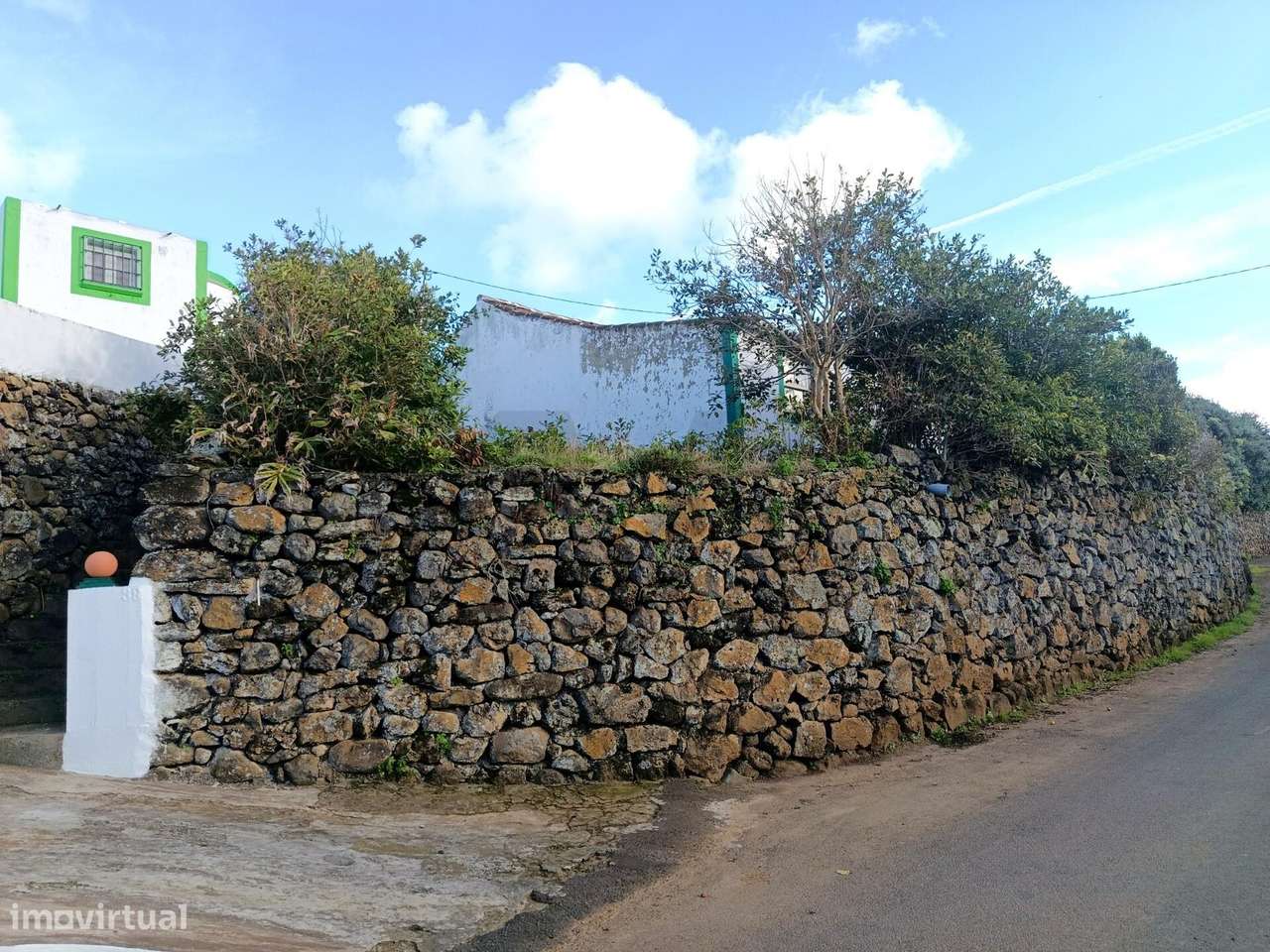 Moradia T2 em Vila Nova-5