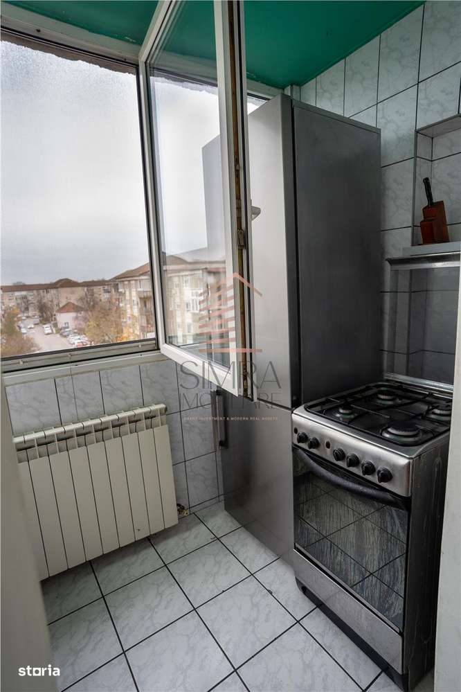 Apartament 3 camere decomandat str Gradinarilor-12