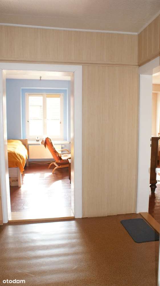 Połowa domu z dużą działką na Karłowicach-11