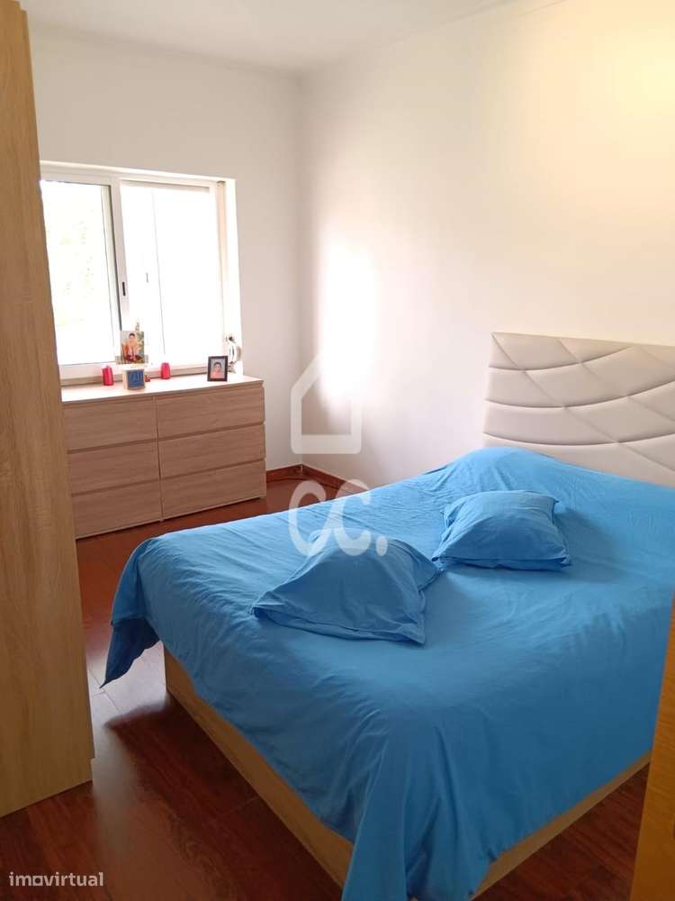 Amplo Apartamento T3, Renovado, junto ao Complexo Municipal Desportos-16